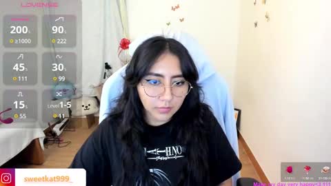 Kat       online show from 03/03/25, 10:10