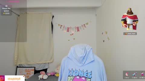 Kat       online show from 09/17/25, 02:46