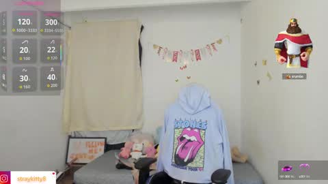 Kat       online show from 09/25/25, 02:15