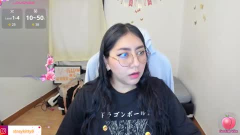 Kat       online show from 11/02/25, 03:36