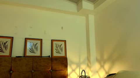 kat paradisse online show from 04/09/26, 11:48