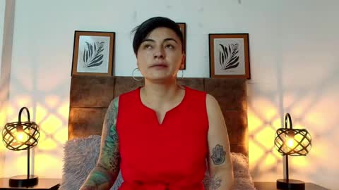 kat paradisse online show from 05/20/26, 12:11