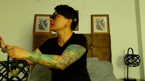 kat paradisse online show from 05/22/26, 12:00
