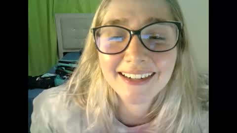 Kati online show from 10/14/25, 12:00