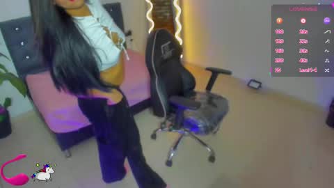 kataa_tay online show from 11/24/25, 07:46