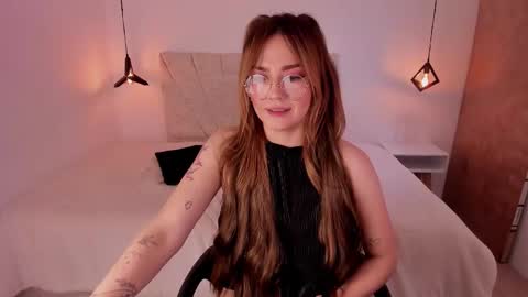 K A T A  H O O T online show from 03/04/26, 09:32