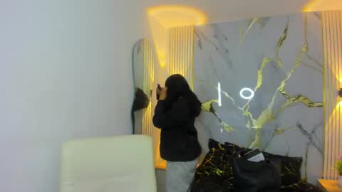 kataleya_bella online show from 04/30/26, 03:51