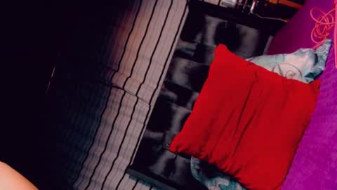 Snapshot of kataleya_bigcockx chatting on 02/15/25, 10:44 KATALEYABIGCOCK online show from 02/15/25, 10:44