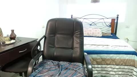 danna online show from 01/09/25, 12:03