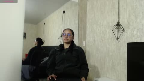 Katalina online show from 11/22/25, 03:44