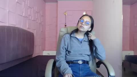 Katalina online show from 03/25/26, 03:07