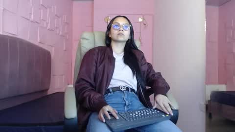 Katalina online show from 03/28/26, 03:11