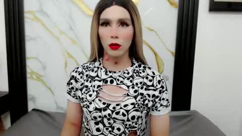 Snapshot of katalina_hot2 chatting on 04/27/26, 09:46 Katalella hot2 online show from 04/27/26, 09:46