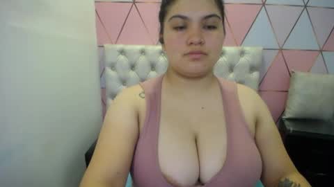 katalina santana25 online show from 04/21/26, 07:50