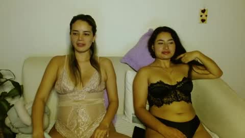 Snapshot of katalina_sexygirl chatting on 06/03/26, 03:20 Katalina online show from 06/03/26, 03:20