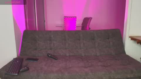 katalinaaswad online show from 10/24/25, 05:37