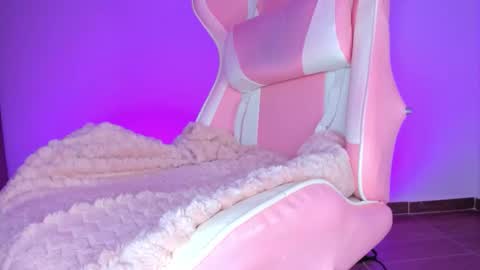 katalinaferreirax online show from 03/10/26, 12:48