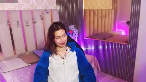 katana_tay online show from 12/19/25, 12:01