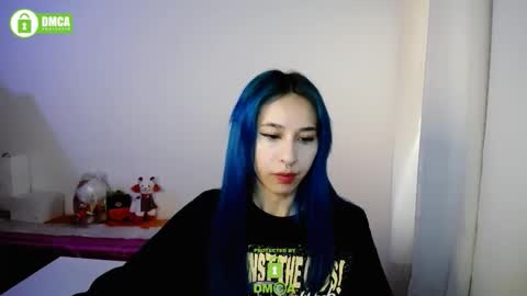 Snapshot of katara_a chatting on 12/16/25, 02:00 Maca online show from 12/16/25, 02:00