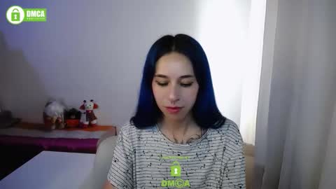 Snapshot of katara_a chatting on 01/05/26, 05:27 Maca online show from 01/05/26, 05:27