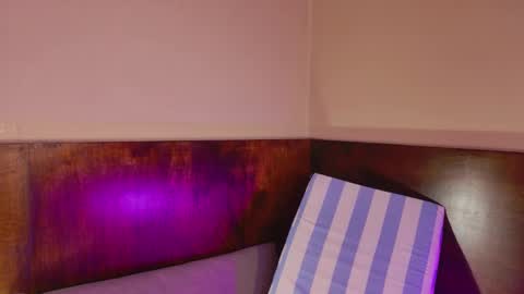 Snapshot of katarina_rostova chatting on 09/10/25, 10:54 KATARINA ROSTOVA online show from 09/10/25, 10:54