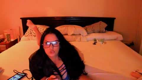 Snapshot of katarina_synnn chatting on 07/06/26, 03:03 kata online show from 07/06/26, 03:03