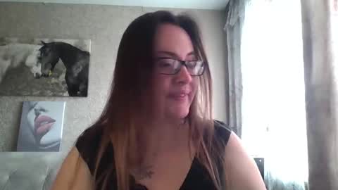 katarios online show from 10/17/25, 10:51