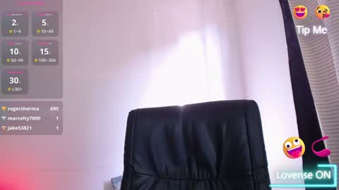 Snapshot of kate_arden chatting on 02/05/25, 08:35 Carla Palmer online show from 02/05/25, 08:35