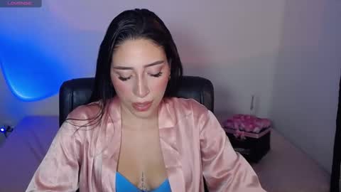 Snapshot of kate_arden chatting on 02/21/25, 01:33 Carla Palmer online show from 02/21/25, 01:33