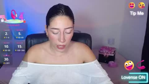 Snapshot of kate_arden chatting on 02/23/25, 02:07 Carla Palmer online show from 02/23/25, 02:07
