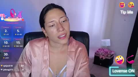 Snapshot of kate_arden chatting on 02/24/25, 08:36 Carla Palmer online show from 02/24/25, 08:36