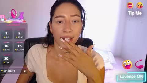 Snapshot of kate_arden chatting on 10/04/25, 04:49 Carla Palmer online show from 10/04/25, 04:49