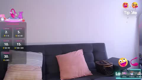 Snapshot of kate_arden chatting on 10/12/25, 06:40 Carla Palmer online show from 10/12/25, 06:40