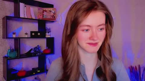 Snapshot of kate_cuddle chatting on 12/16/24, 02:15 Kate online show from 12/16/24, 02:15