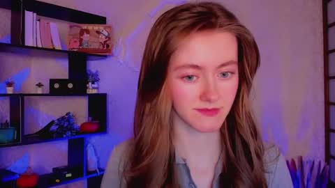 Snapshot of kate_cuddle chatting on 12/16/24, 05:17 Kate online show from 12/16/24, 05:17