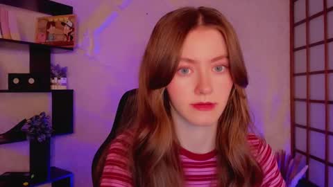 Snapshot of kate_cuddle chatting on 01/22/25, 02:04 Kate online show from 01/22/25, 02:04