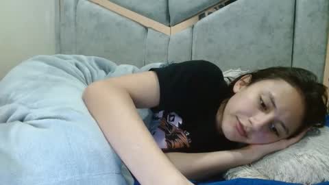 kate online show from 04/11/26, 01:43