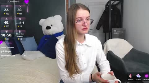Snapshot of kate_jonson chatting on 12/07/24, 11:07 .Be kind and gentle with me and I will do my best for you. online show from 12/07/24, 11:07
