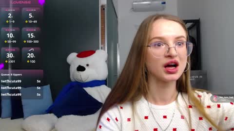 Snapshot of kate_jonson chatting on 12/08/24, 10:41 .Be kind and gentle with me and I will do my best for you. online show from 12/08/24, 10:41