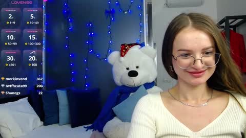 Snapshot of kate_jonson chatting on 12/20/24, 01:54 .Be kind and gentle with me and I will do my best for you. online show from 12/20/24, 01:54