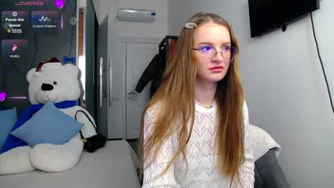 Snapshot of kate_jonson chatting on 01/03/25, 08:10 .Be kind and gentle with me and I will do my best for you. online show from 01/03/25, 08:10