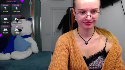 Snapshot of kate_jonson chatting on 01/10/25, 12:58 .Be kind and gentle with me and I will do my best for you. online show from 01/10/25, 12:58