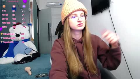Snapshot of kate_jonson chatting on 01/14/25, 11:53 .Be kind and gentle with me and I will do my best for you. online show from 01/14/25, 11:53
