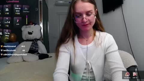 Snapshot of kate_jonson chatting on 02/13/25, 05:54 .Be kind and gentle with me and I will do my best for you. online show from 02/13/25, 05:54