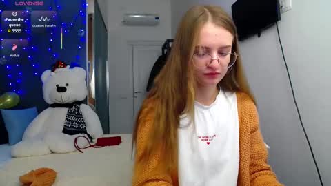 Snapshot of kate_jonson chatting on 02/15/25, 07:38 .Be kind and gentle with me and I will do my best for you. online show from 02/15/25, 07:38