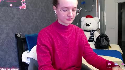Snapshot of kate_jonson chatting on 09/11/25, 06:46 .Be kind and gentle with me and I will do my best for you. online show from 09/11/25, 06:46