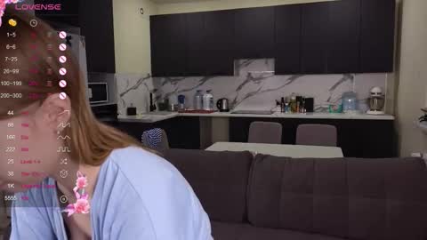 kate_krayy online show from 10/20/25, 07:14