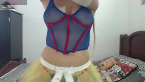 Snapshot of kate_leex chatting on 01/06/26, 06:44 kate_leex online show from 01/06/26, 06:44