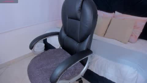 kate lua online show from 01/07/26, 12:07