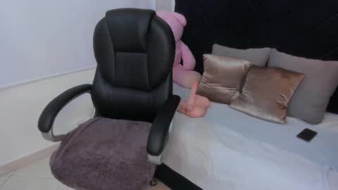 kate lua online show from 01/19/26, 11:58